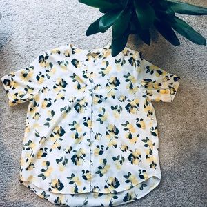 When life gives you lemons button up